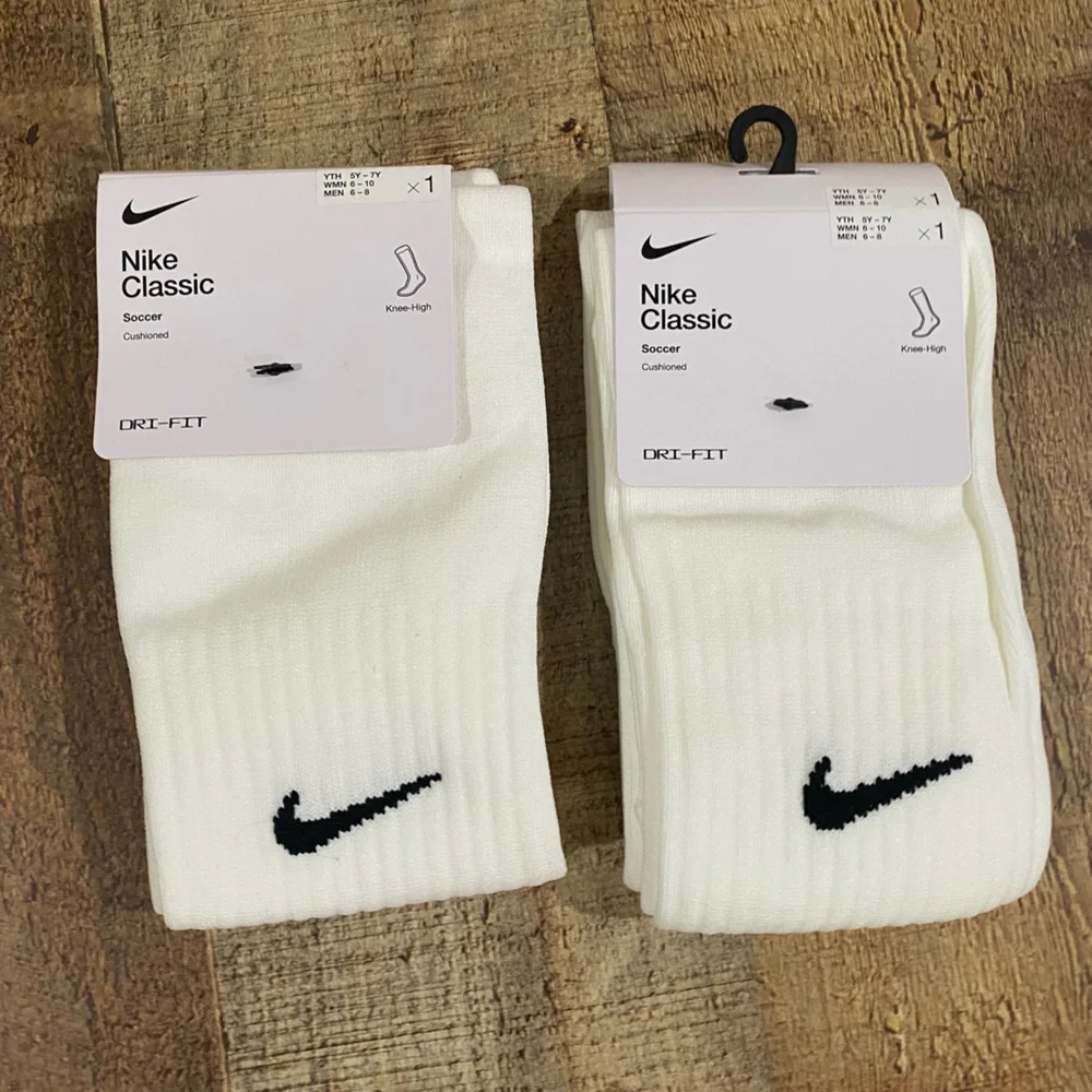 New With Tags Nike Bundle of 2 Pair Dri Fit Cushioned Knee High Soccer Socks